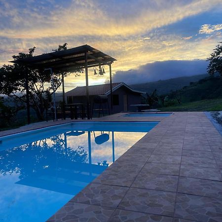 La Flor De Loto Villa Cartago Ngoại thất bức ảnh